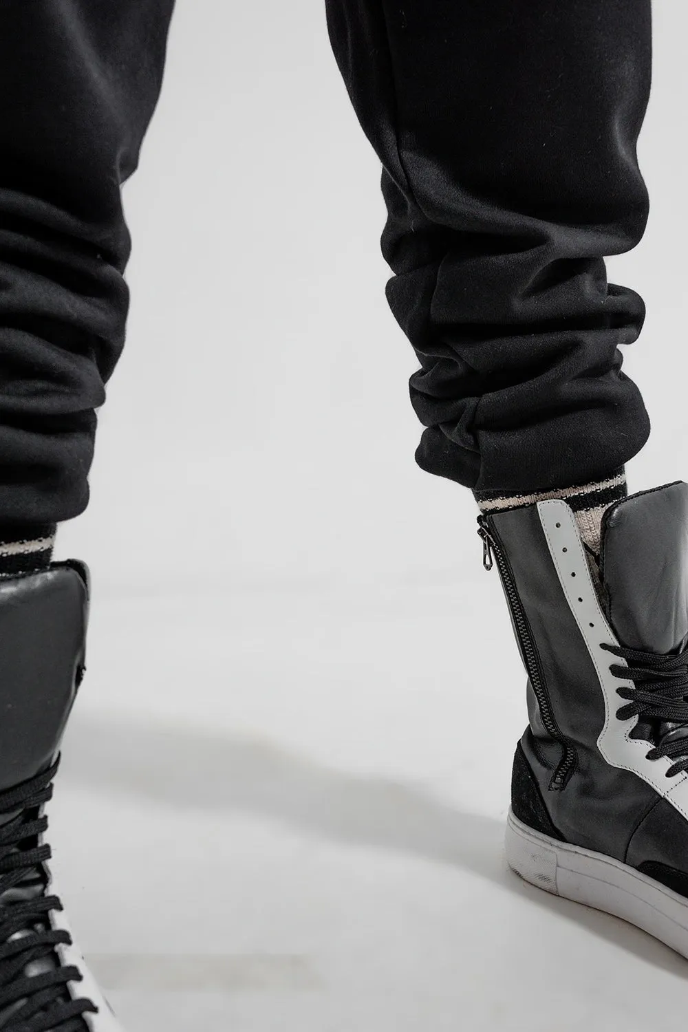 Adjustable waistband joggers in black