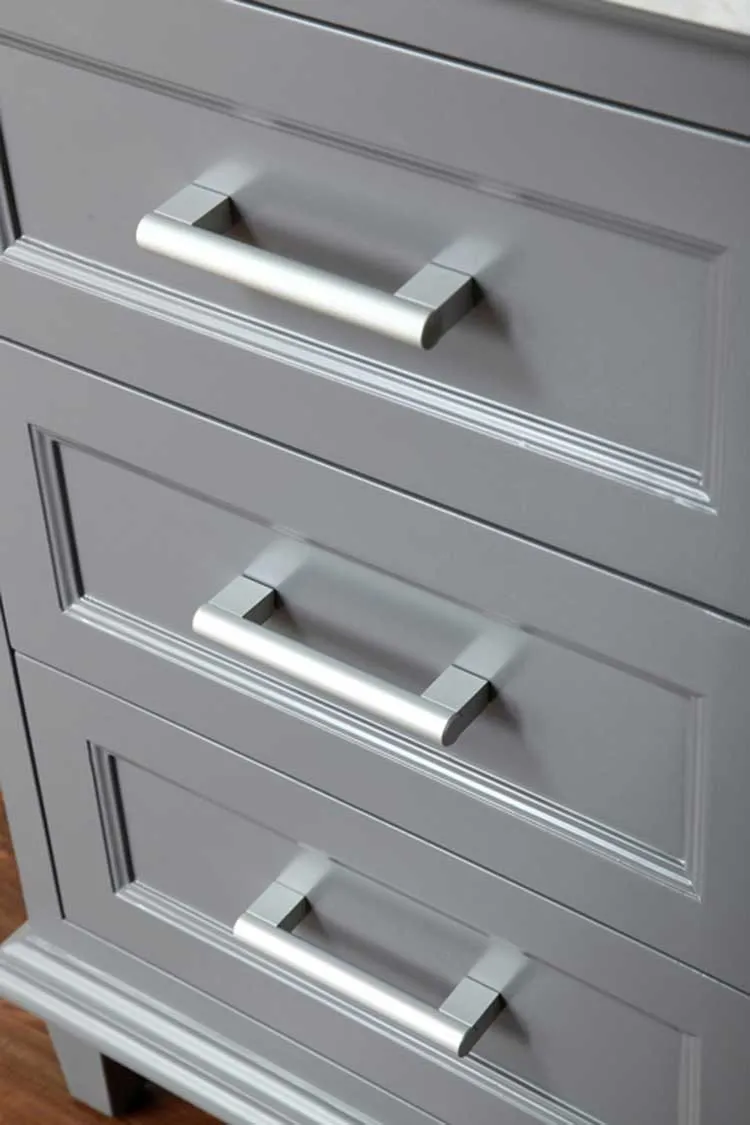 Ariel by Seacliff Nantucket 42" Single-Sink Bathroom Vanity Set With Mirror SCNAN42SWG
