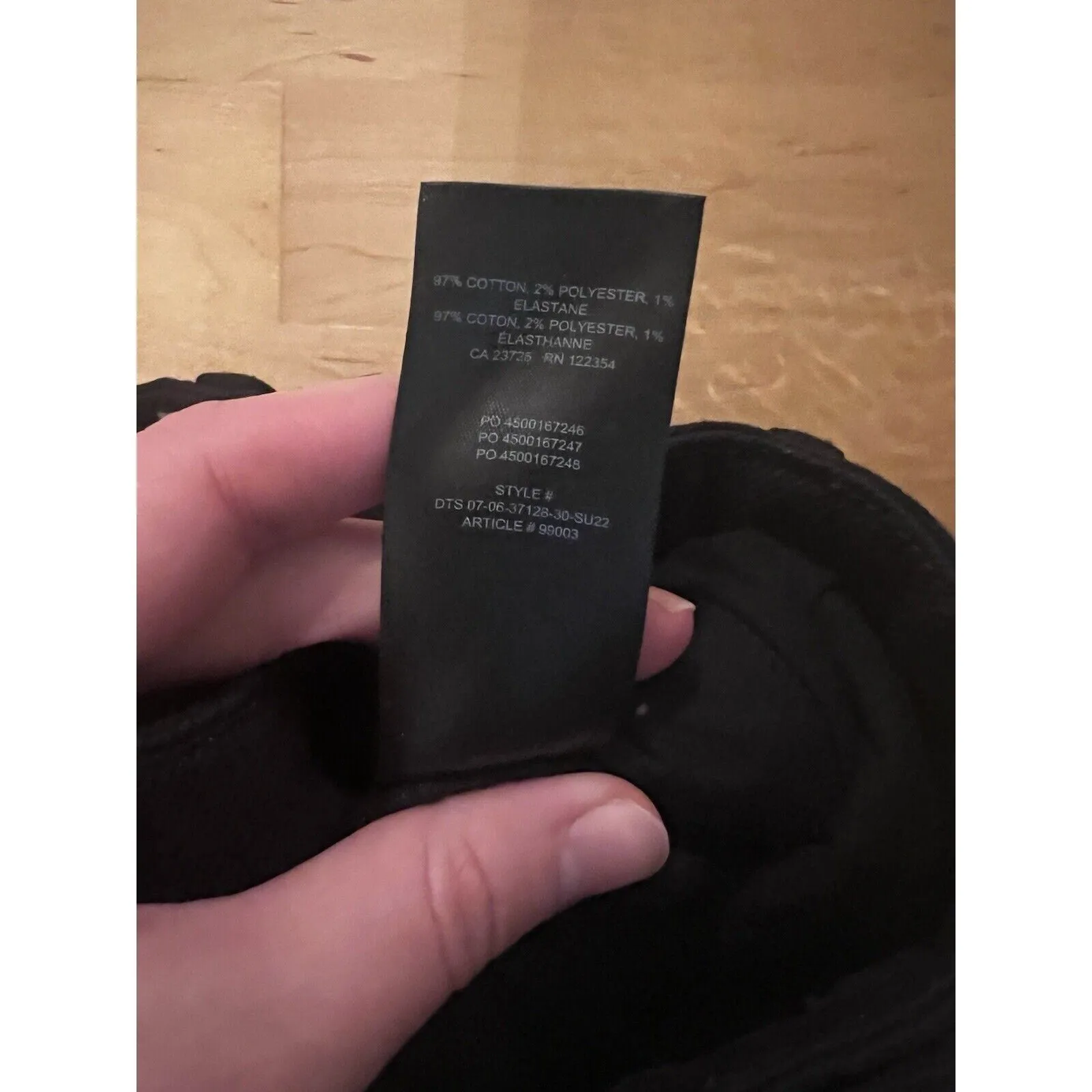 Aritzia Wilfred Free Women's Black Modern Cargo Pants – Size 4