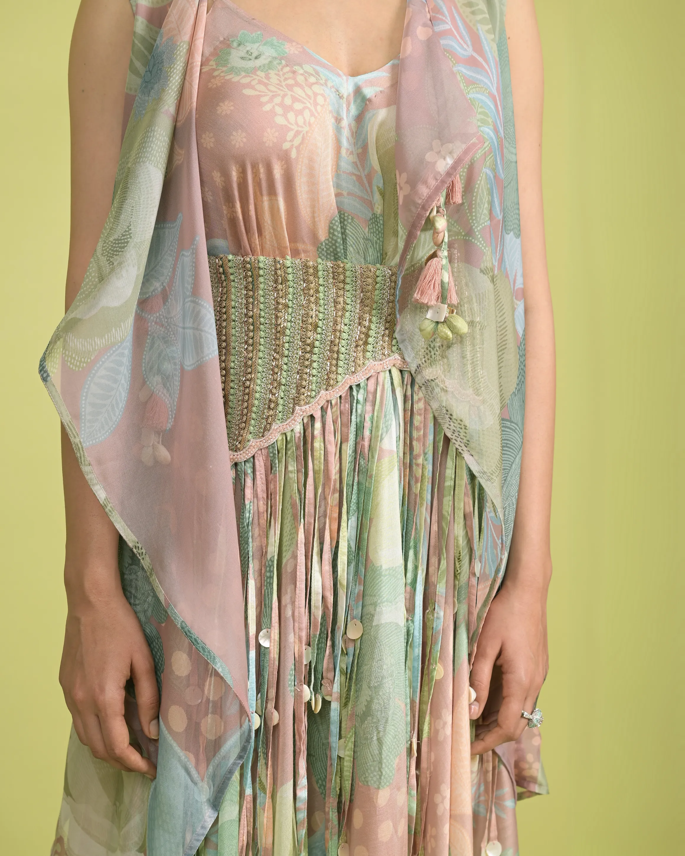 Asymmetrical cresents