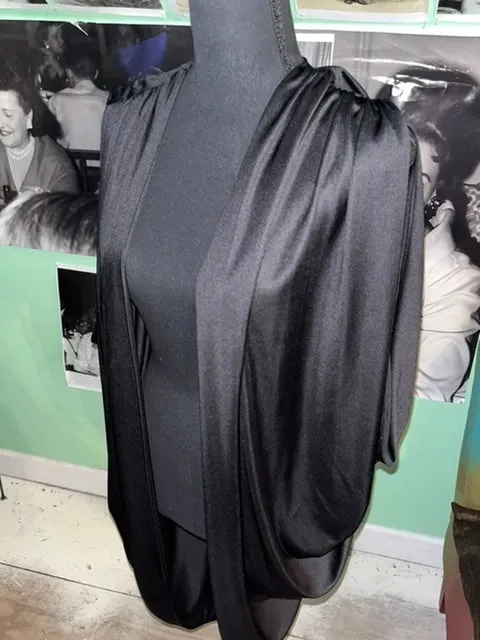 Black Cape, one size fits All #186