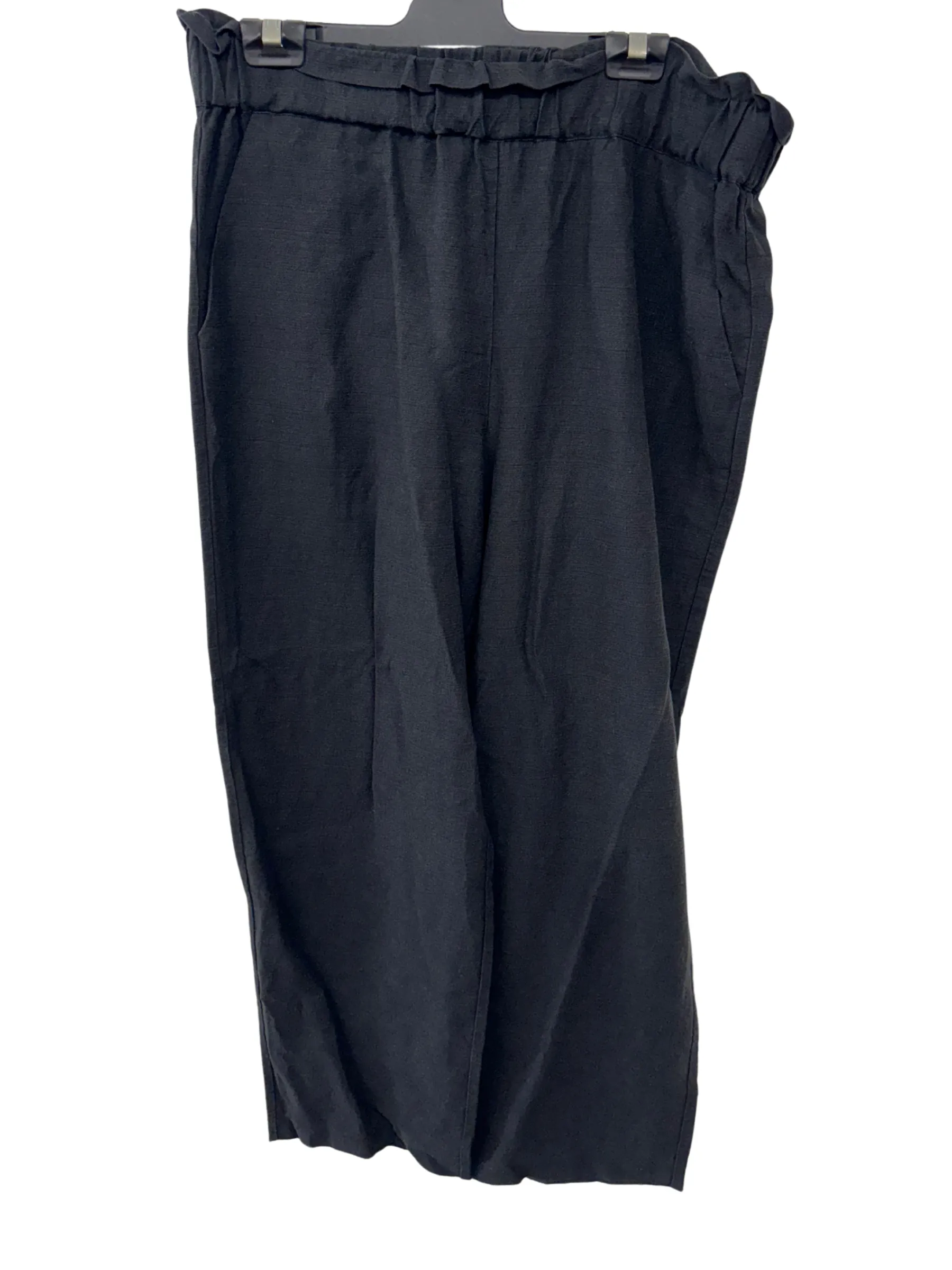 Black Highwaisted Tapered Elastic Waist Pants