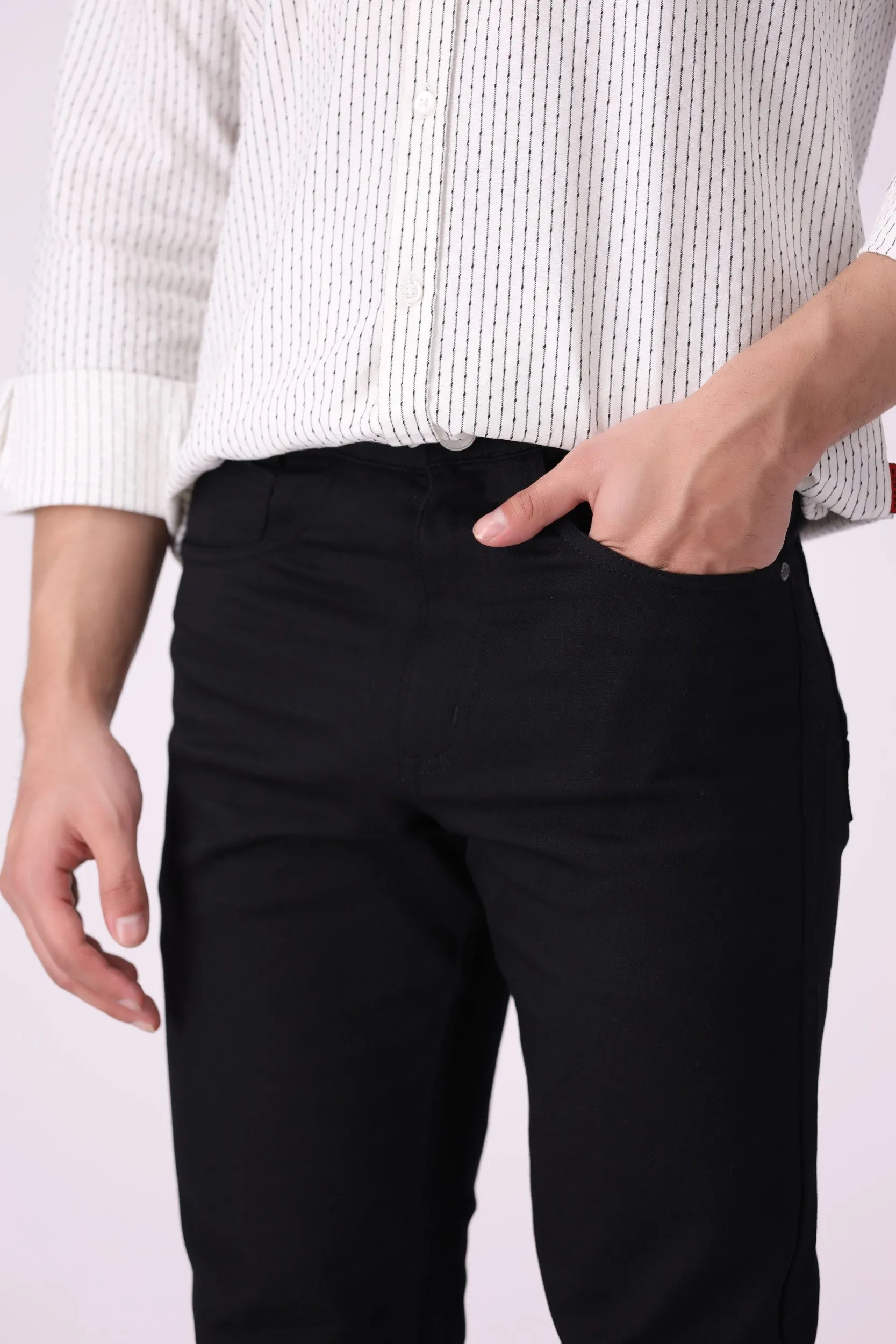 Black Tappered Fit Pants
