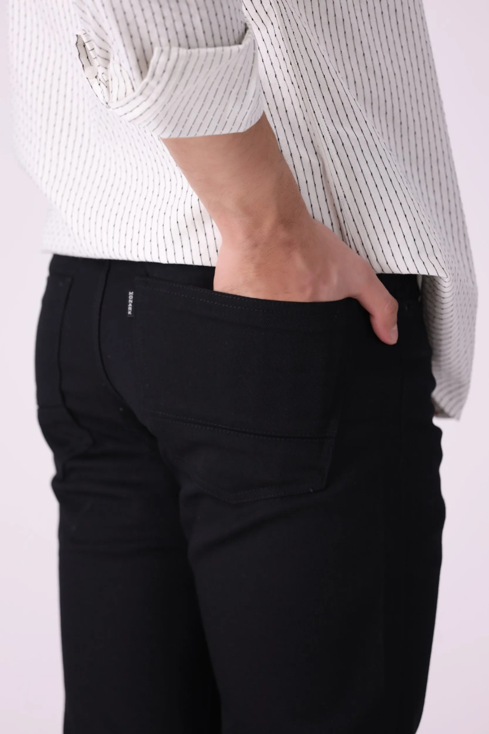 Black Tappered Fit Pants