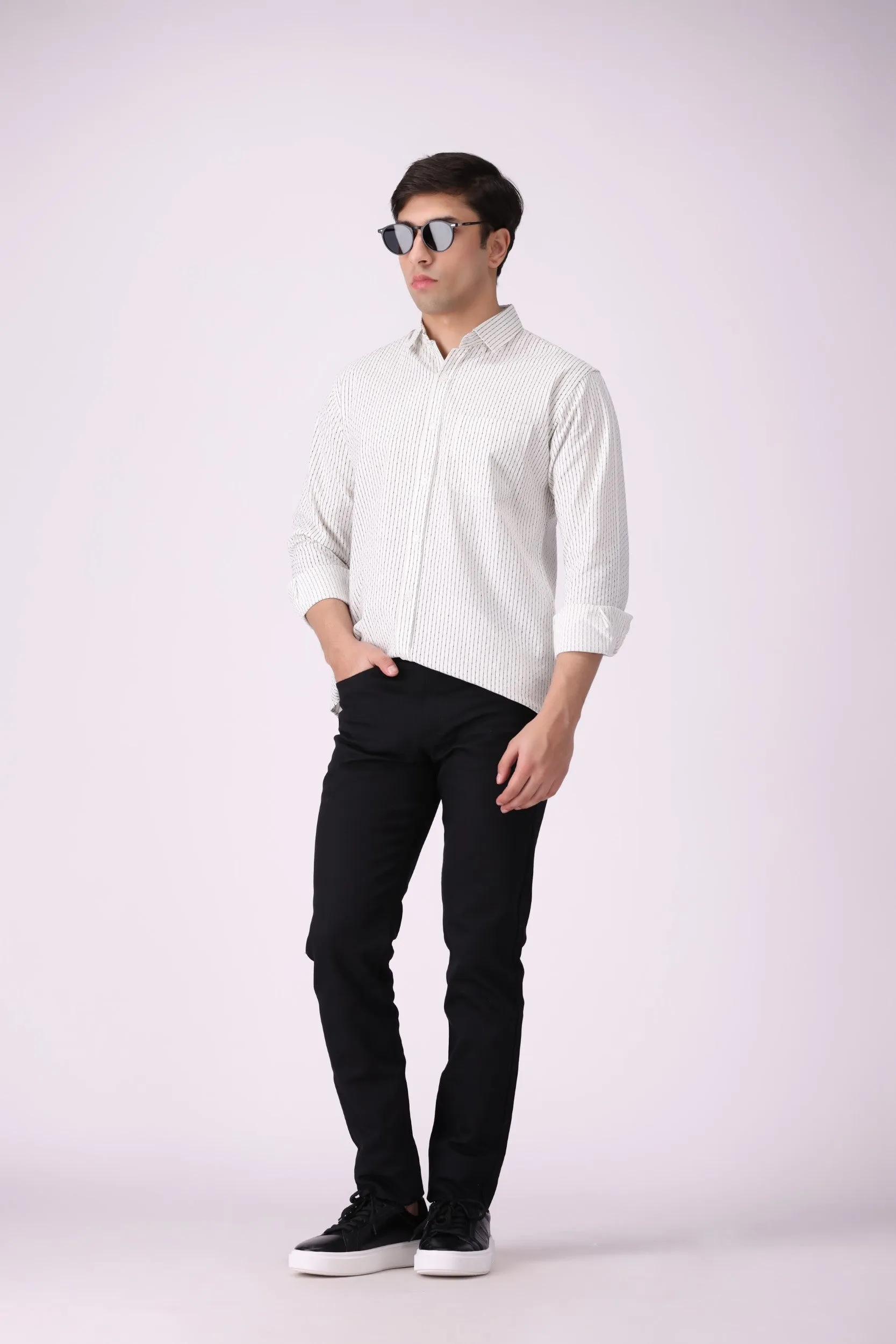 Black Tappered Fit Pants