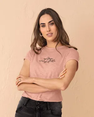 Camiseta manga corta con estampado localizado en el frente