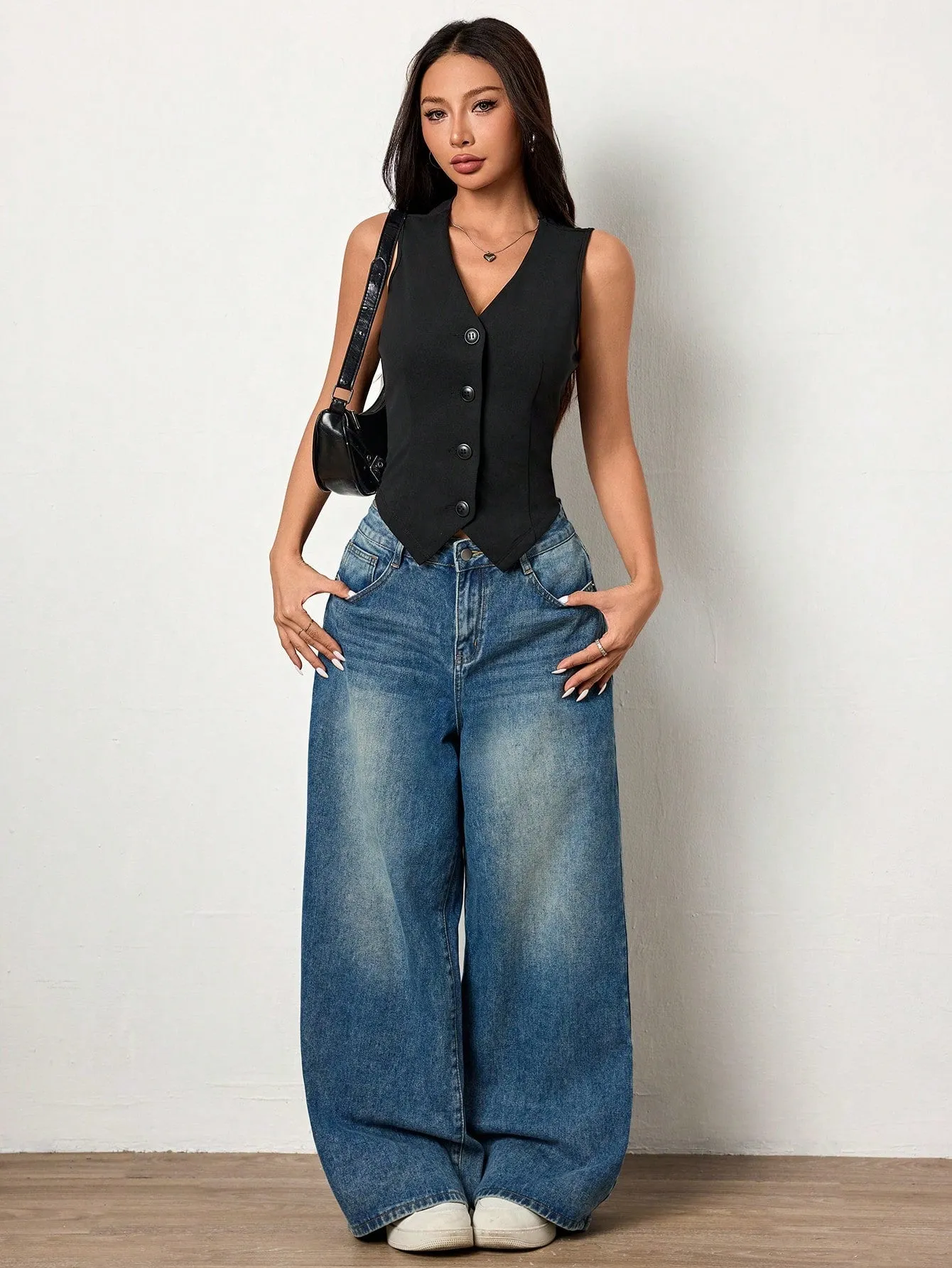 Chaleco de punto liso sin mangas para dama en Cherry Vibes