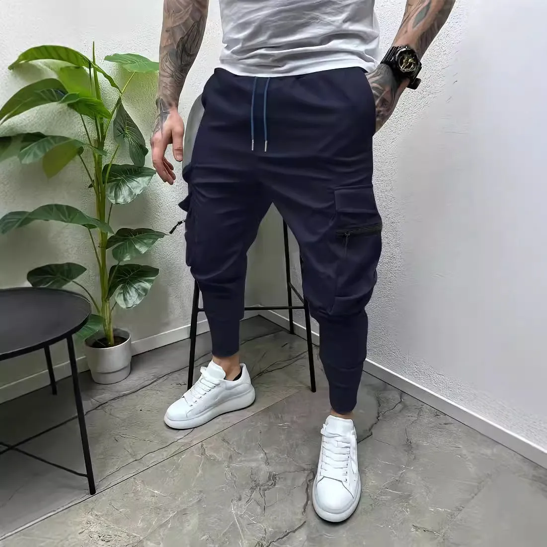 Chictango Pockets Tapered Pants