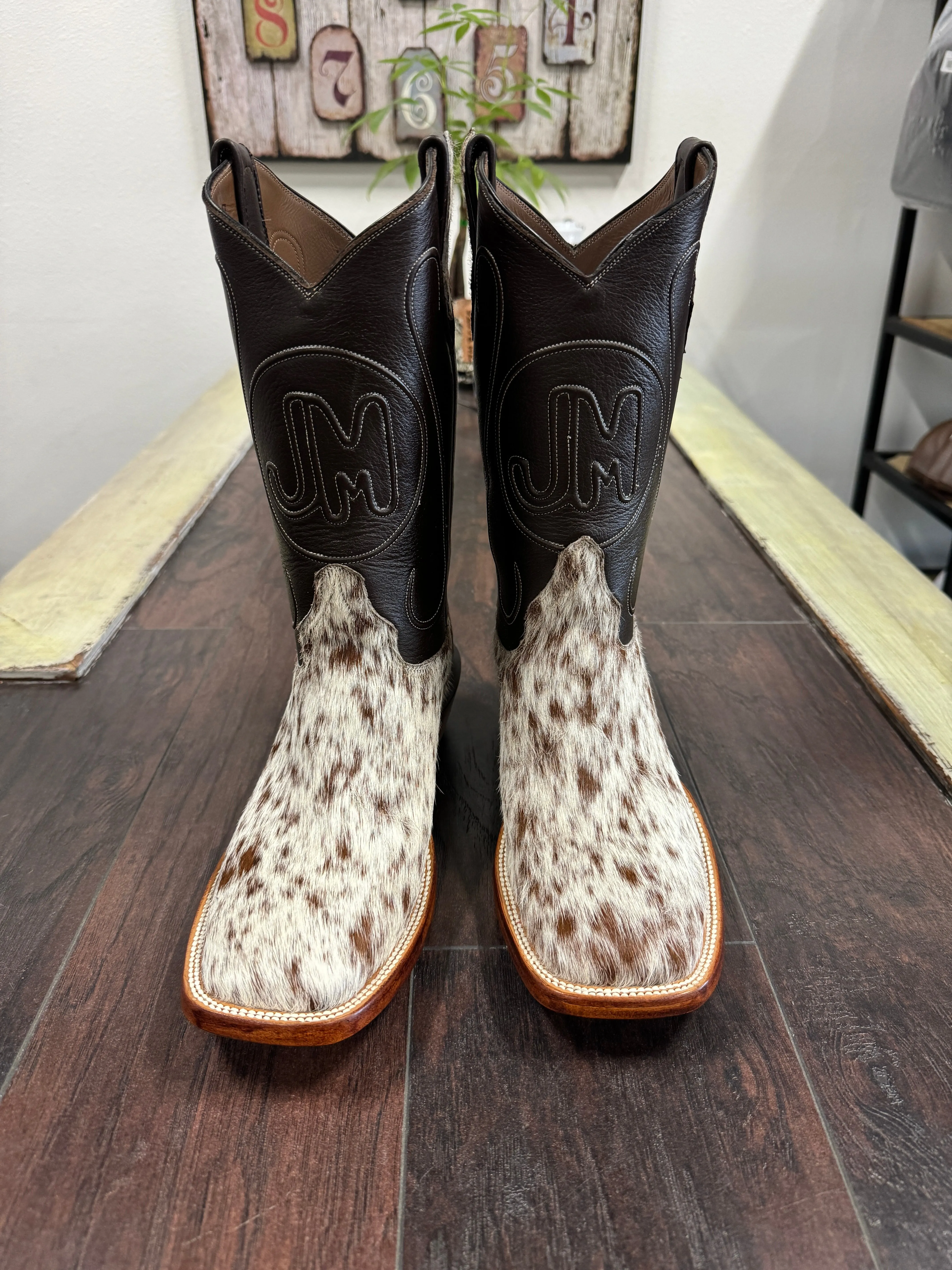 Cowhide br/wh sz 9D Justin Toe