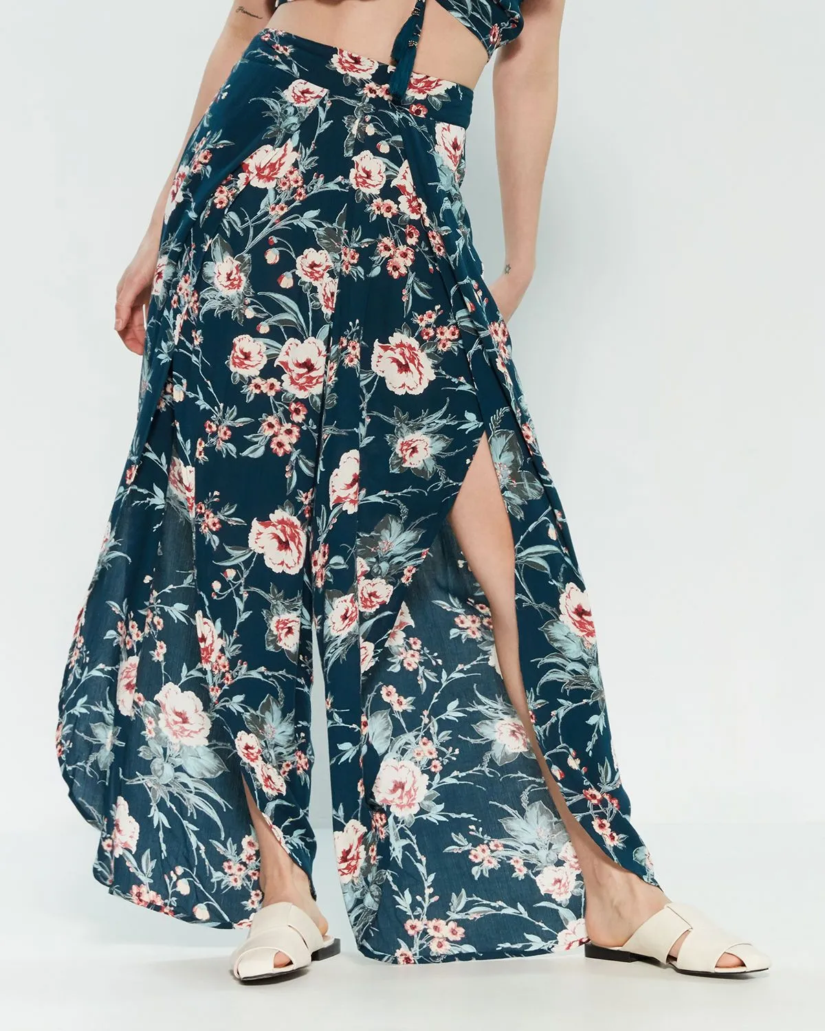 Diem Walkthrough Pants