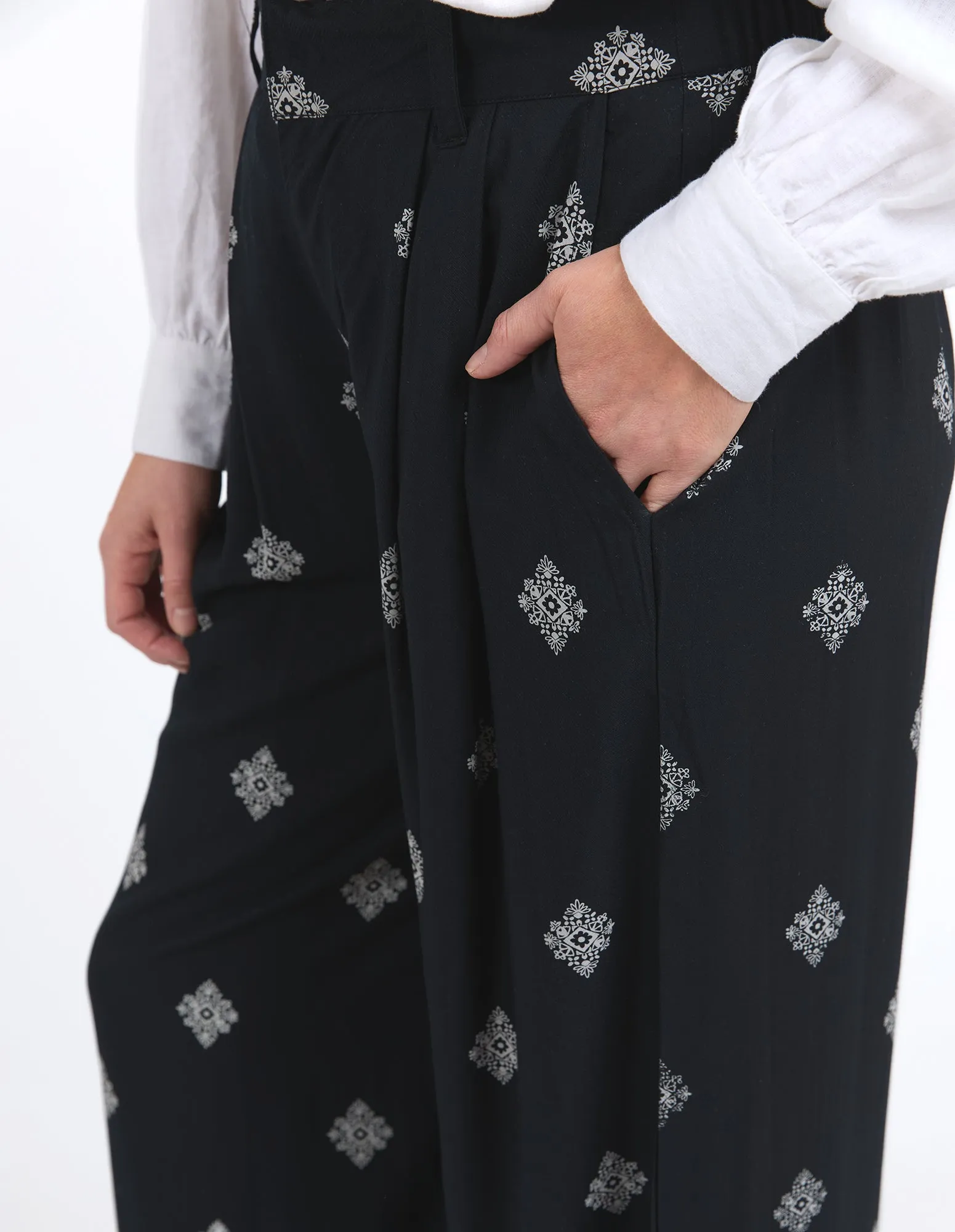 GEORGINA PRINT PANT || BLACK