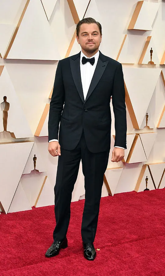 GIORGIO ARMANI - Black Wide Peak Lapel “Soft” Super 160’s Tuxedo Suit - 44R