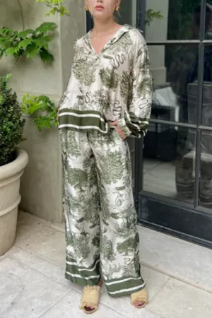 Green Jungle Print Wide-Leg Pants