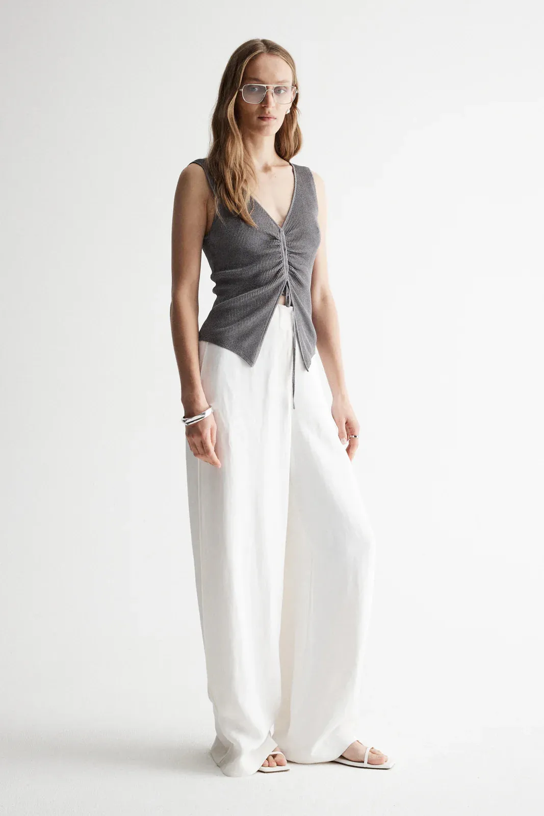 LAGUNA KNIT VEST - DARK CHROME LUREX - ELKA COLLECTIVE