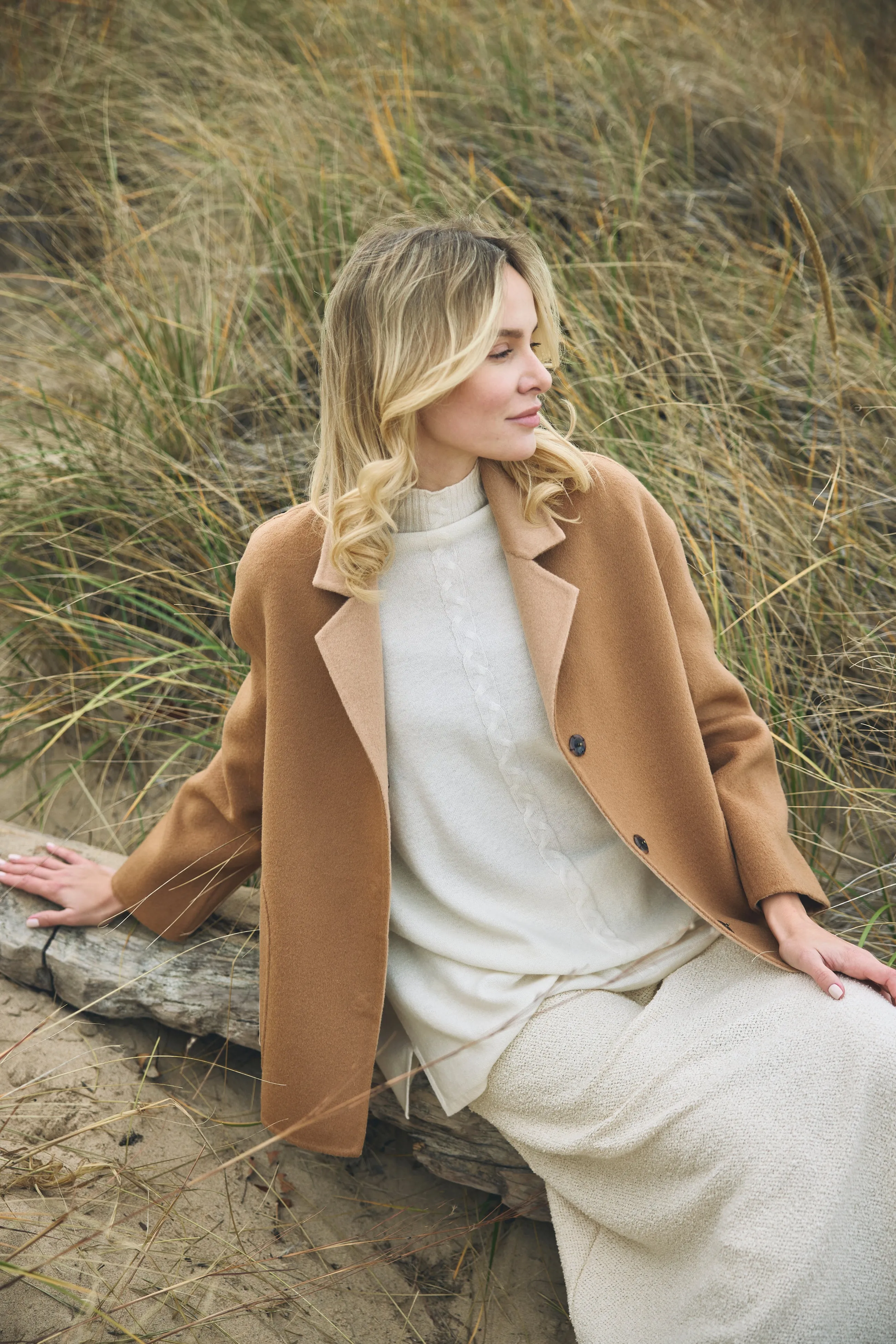 Lapel Collar Short Coat
