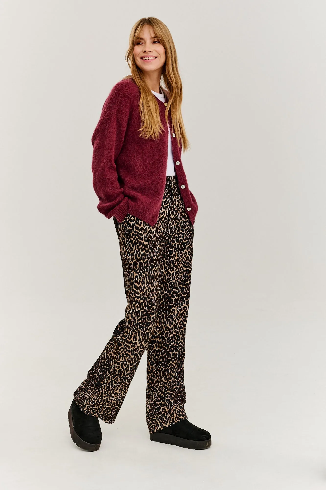Leopard wide-leg pants