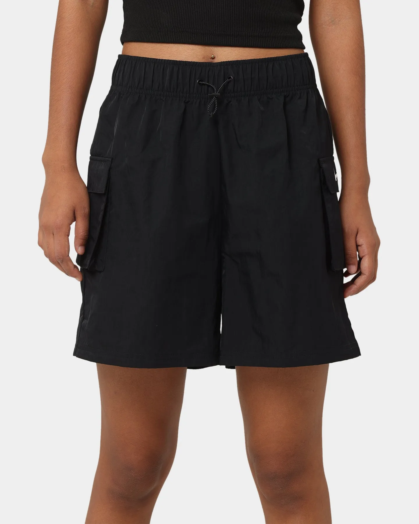 Nike Women's Nike Essential Woven High-Waisted Shorts Black/White