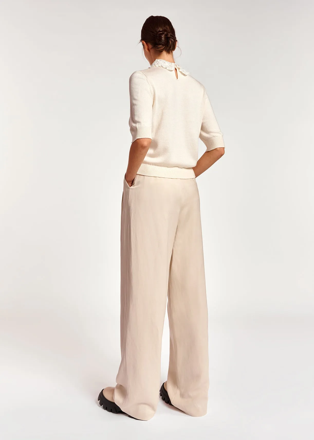 Off-white wide-leg pants