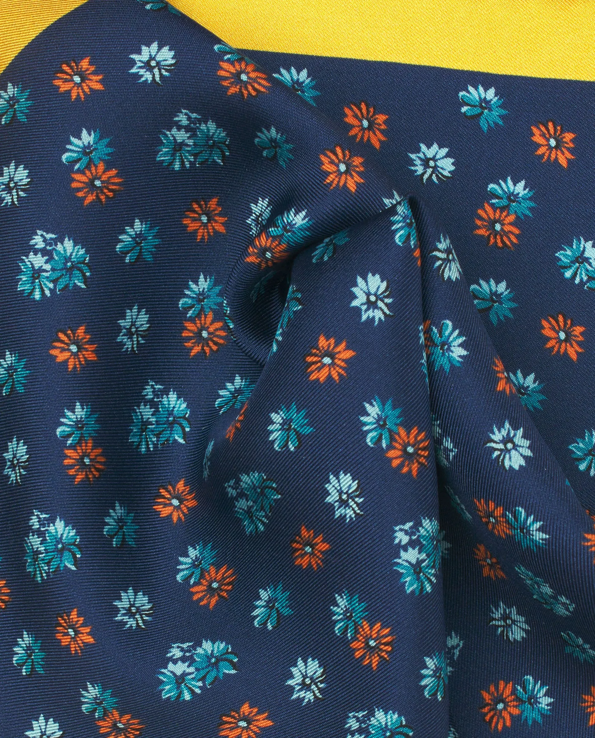 Pañuelo de bolsillo estampado de seda