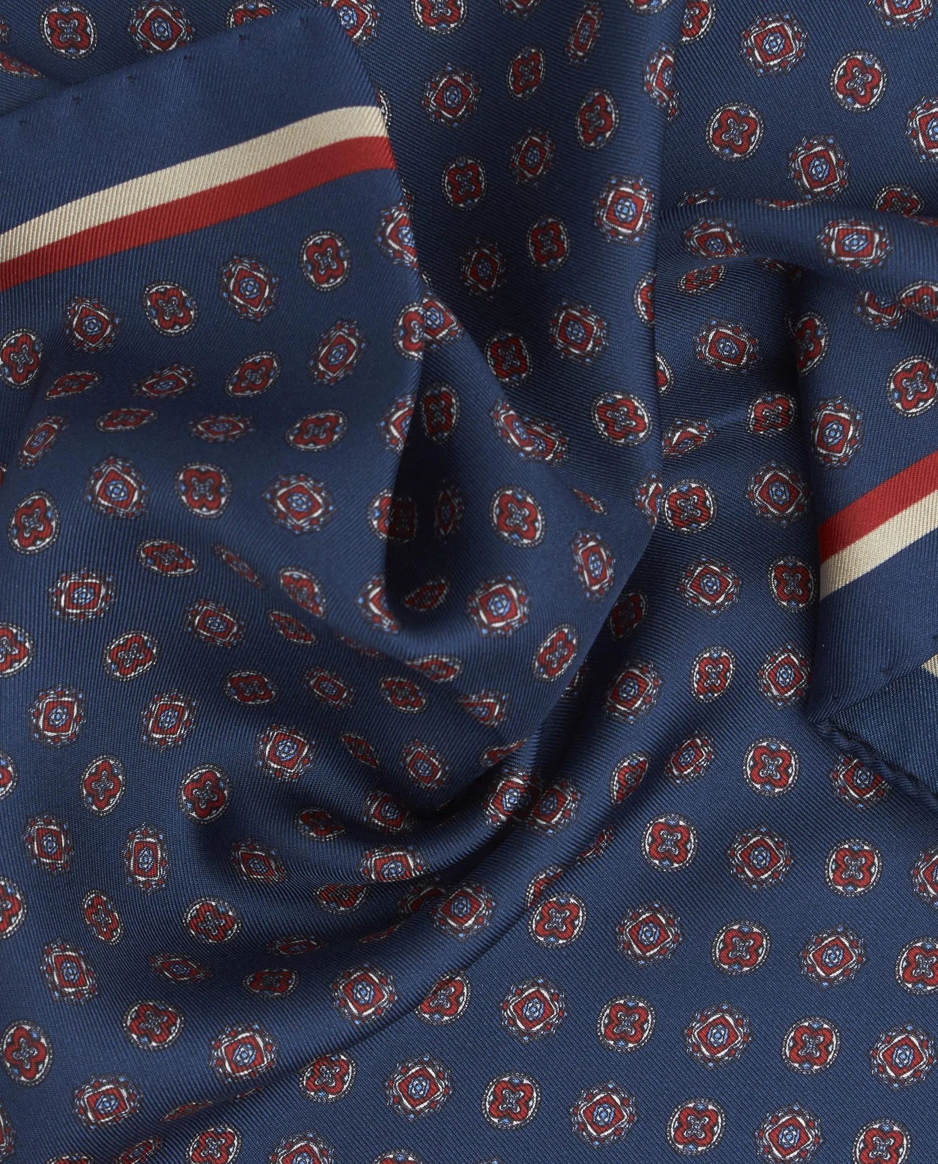 Pañuelo de bolsillo estampado de seda