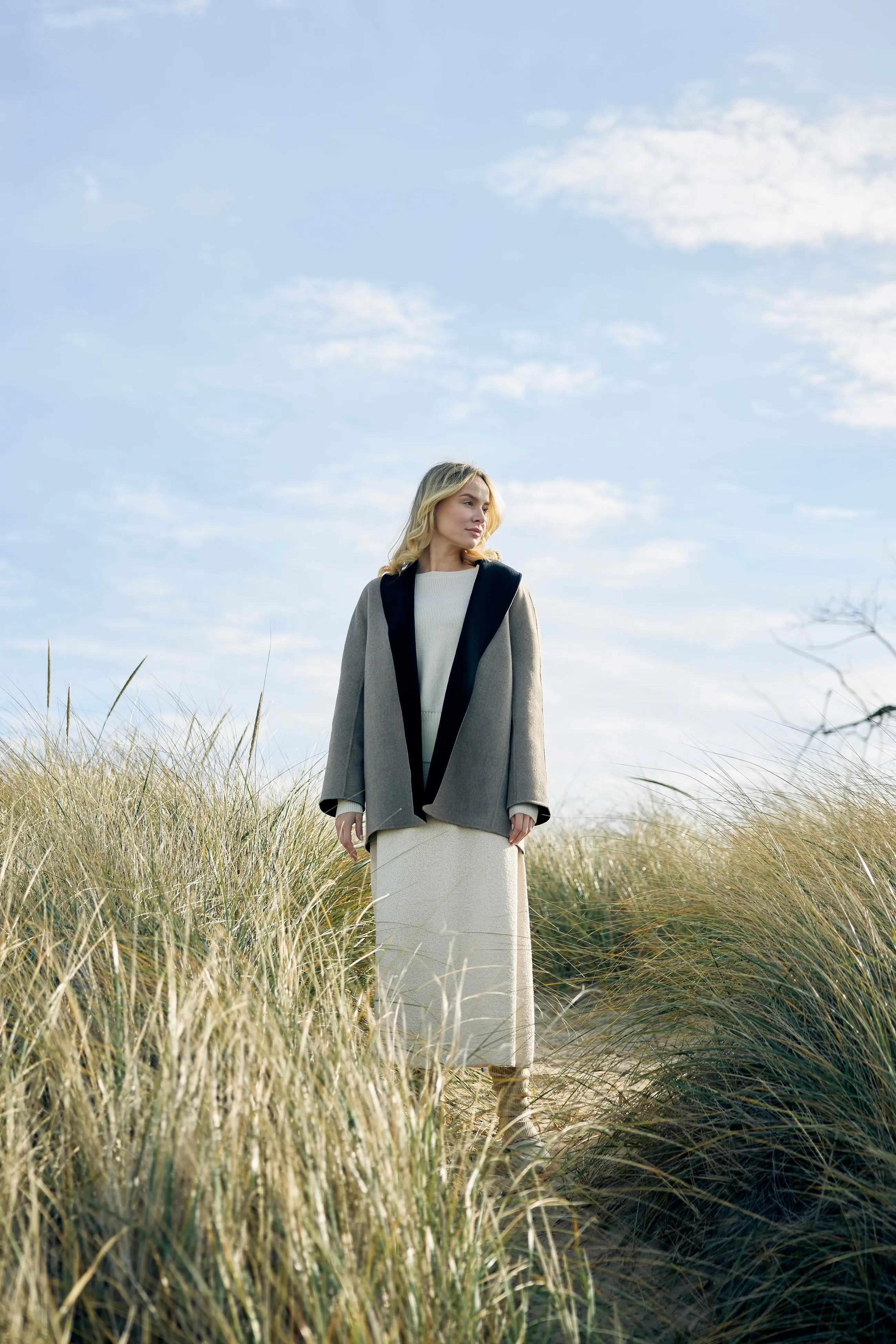 Shawl Lapel Collar Short Coat