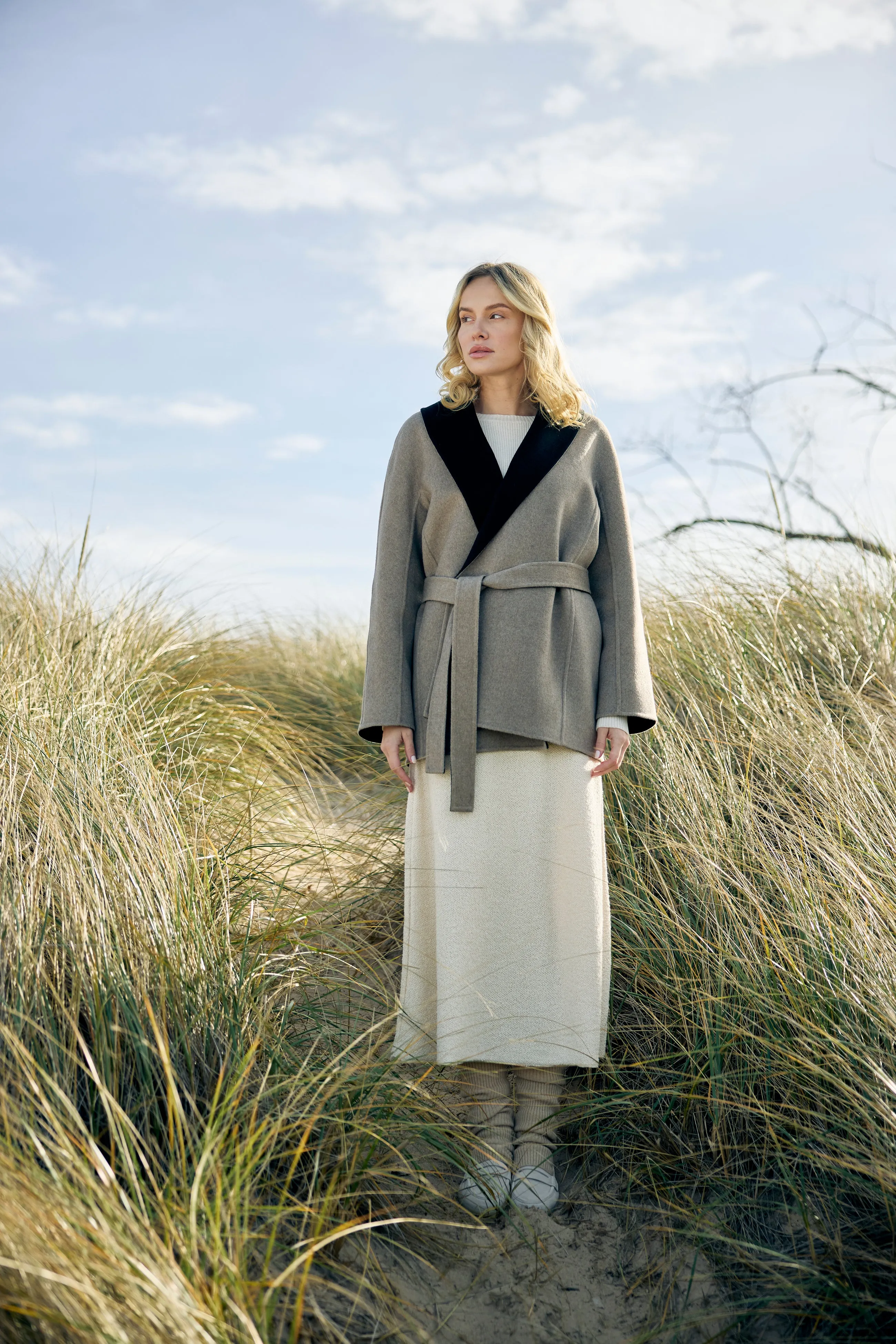 Shawl Lapel Collar Short Coat