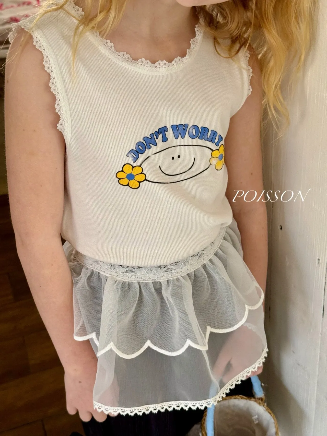 Smile tops
