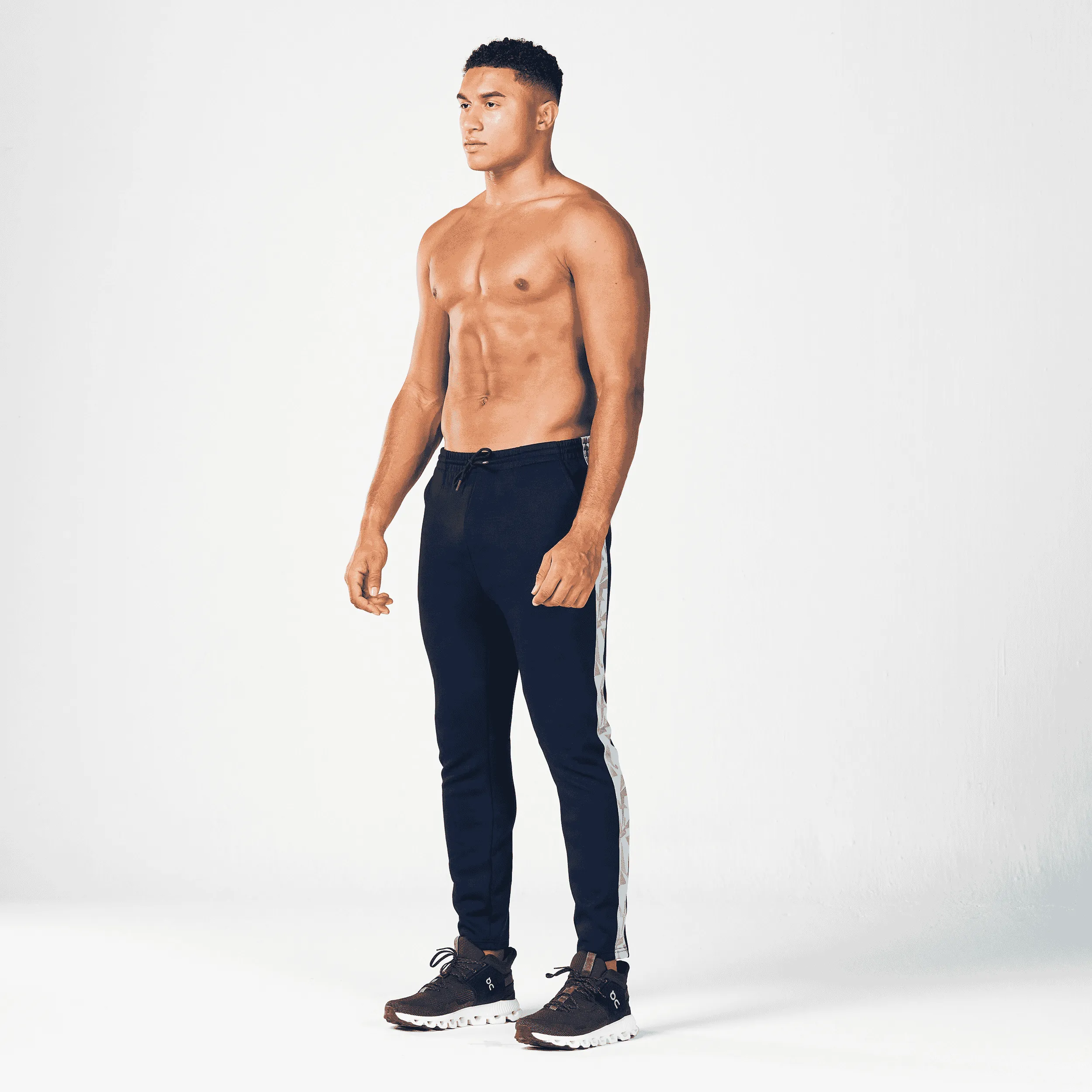 SQUATWOLF ACTIVE TAPERED PANTS