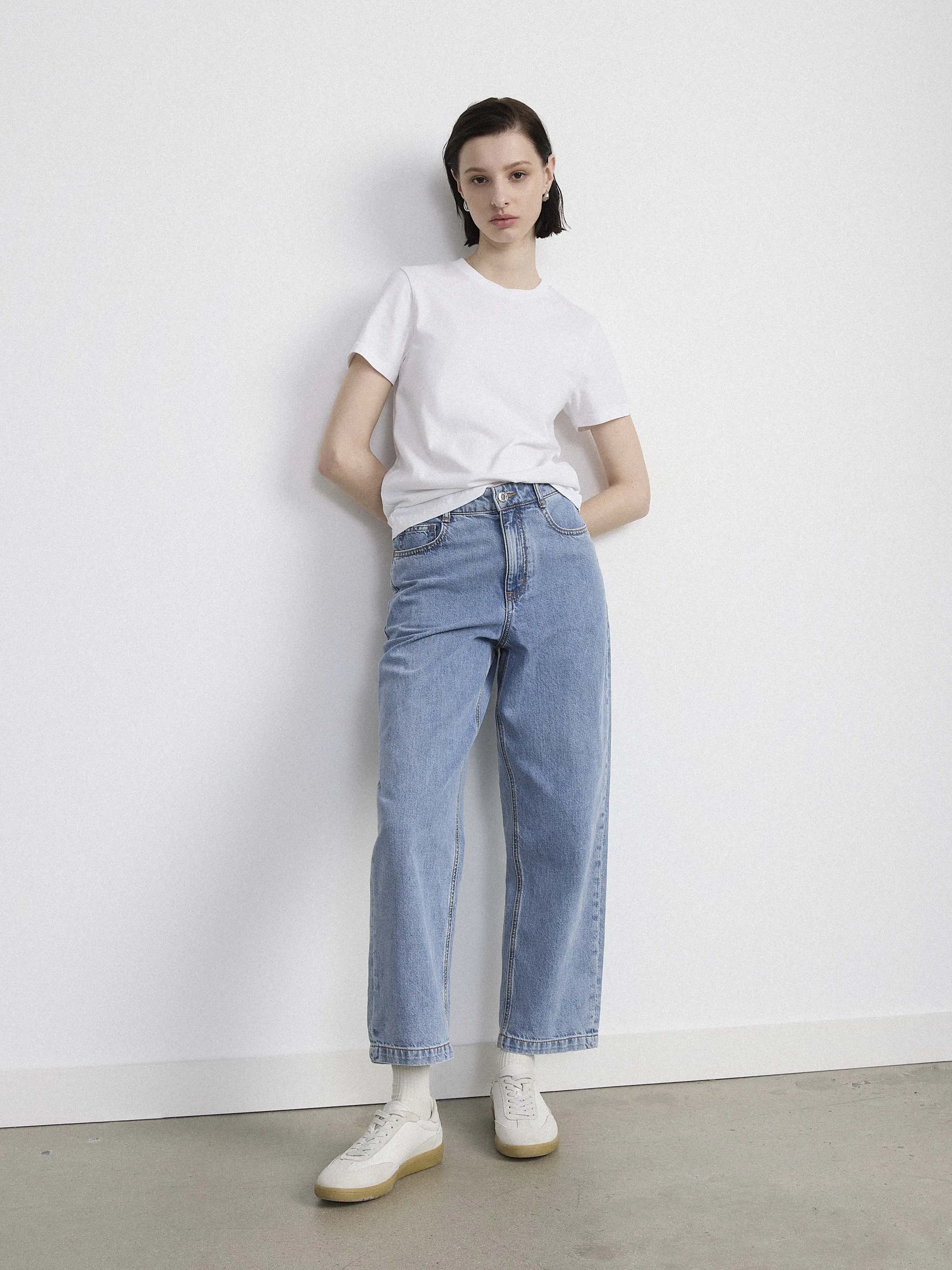 The Janis Wide Balloon Jean in Light Wash
