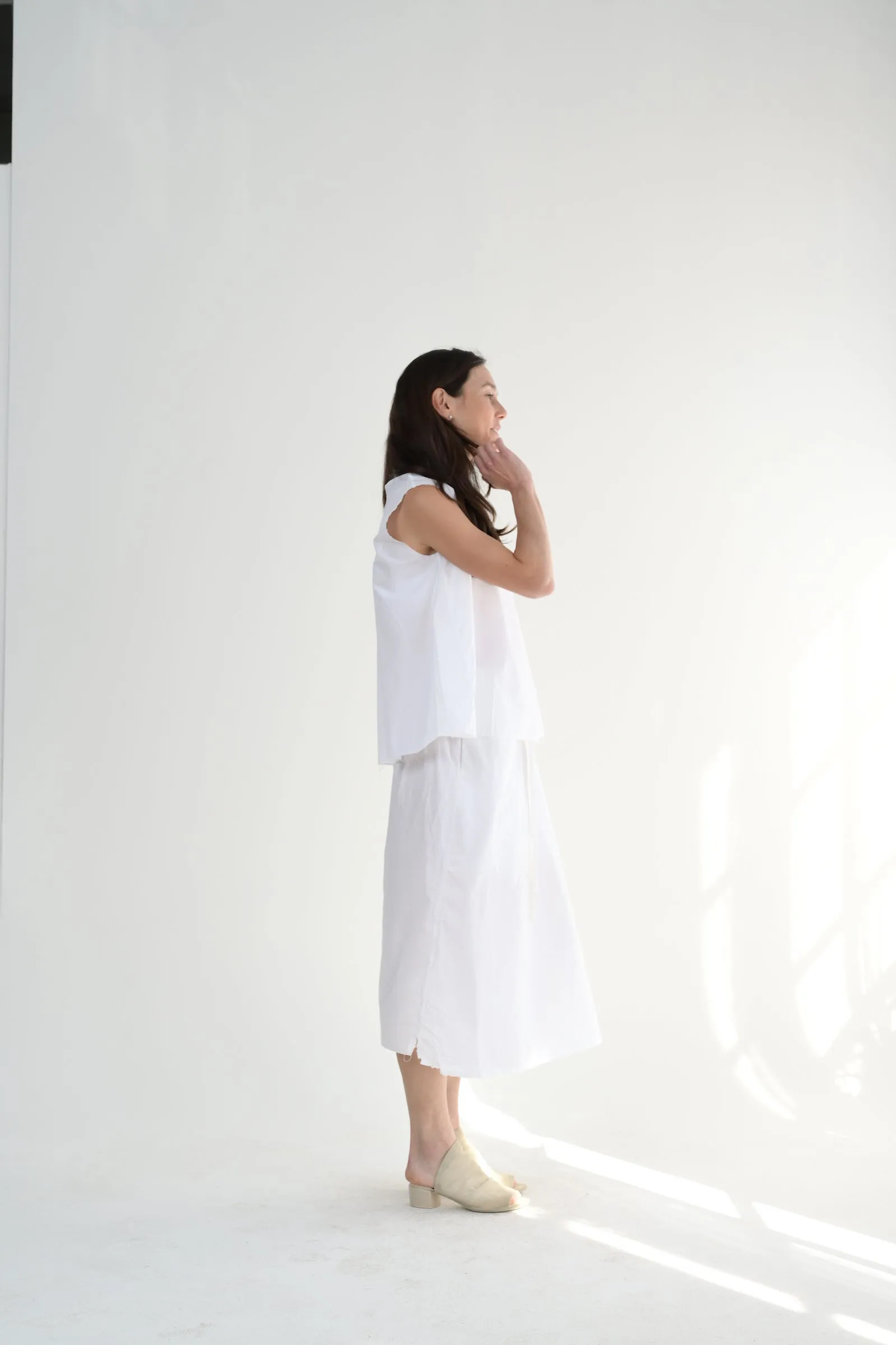 Twisted Skirt Medium Long in White
