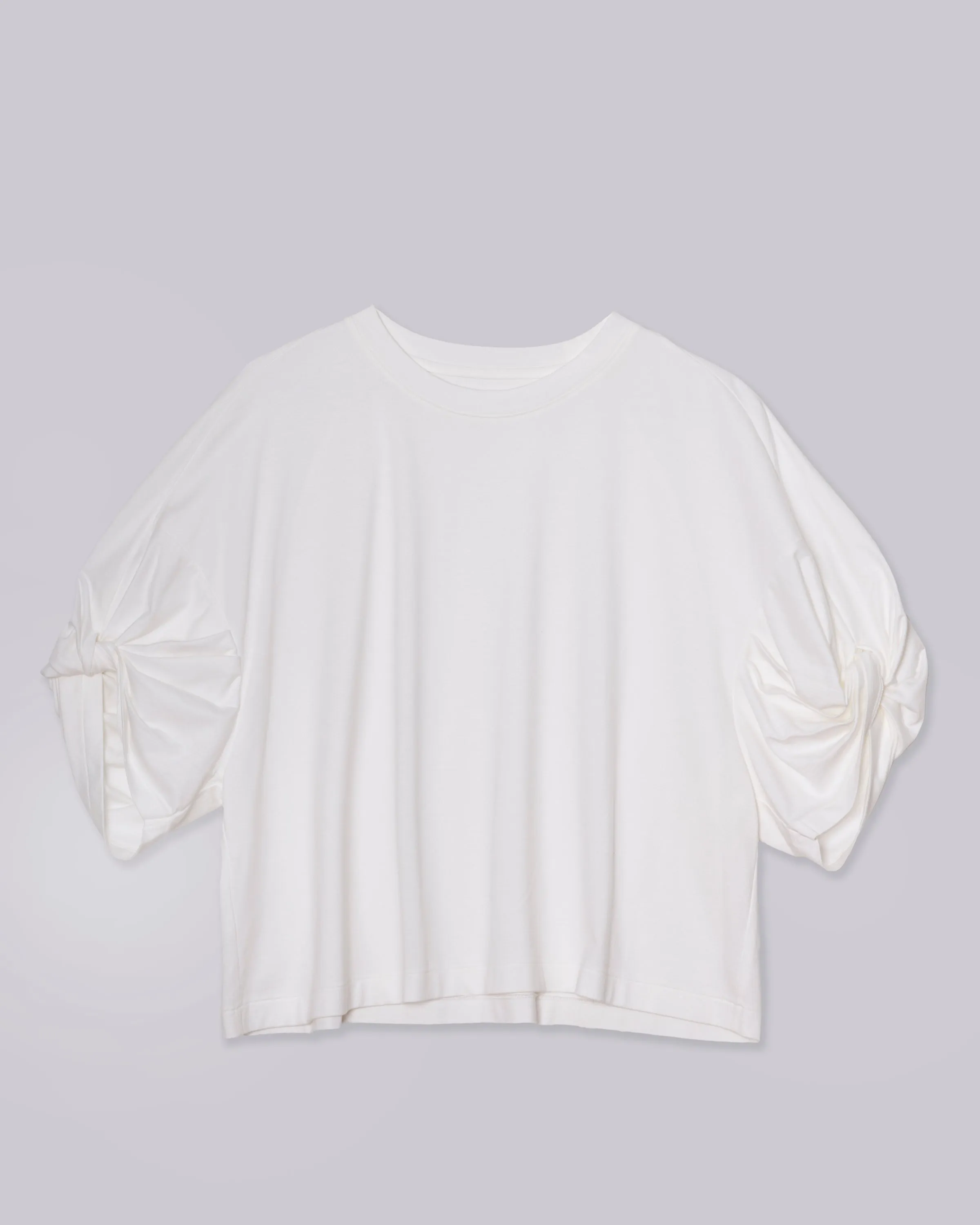 TWISTED SLEEVE TEE IN WHITE