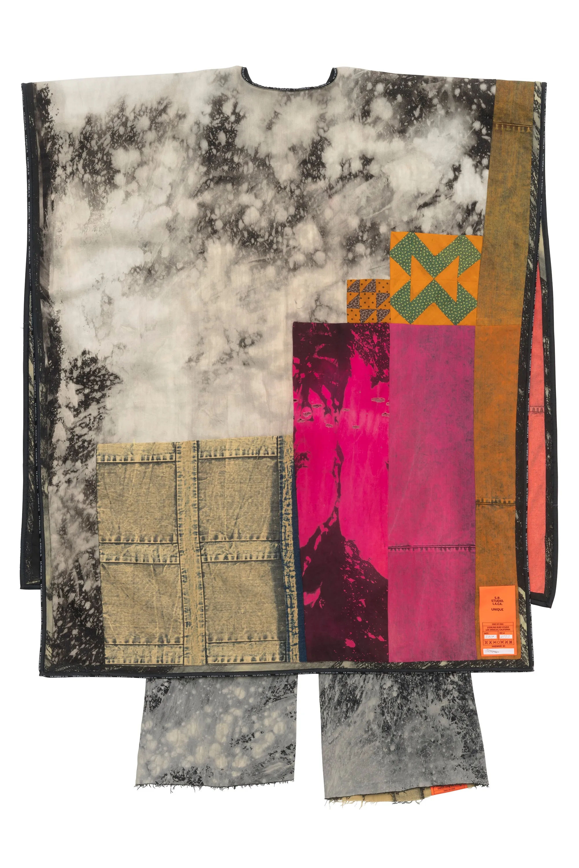UNIQUE (6722), 2019