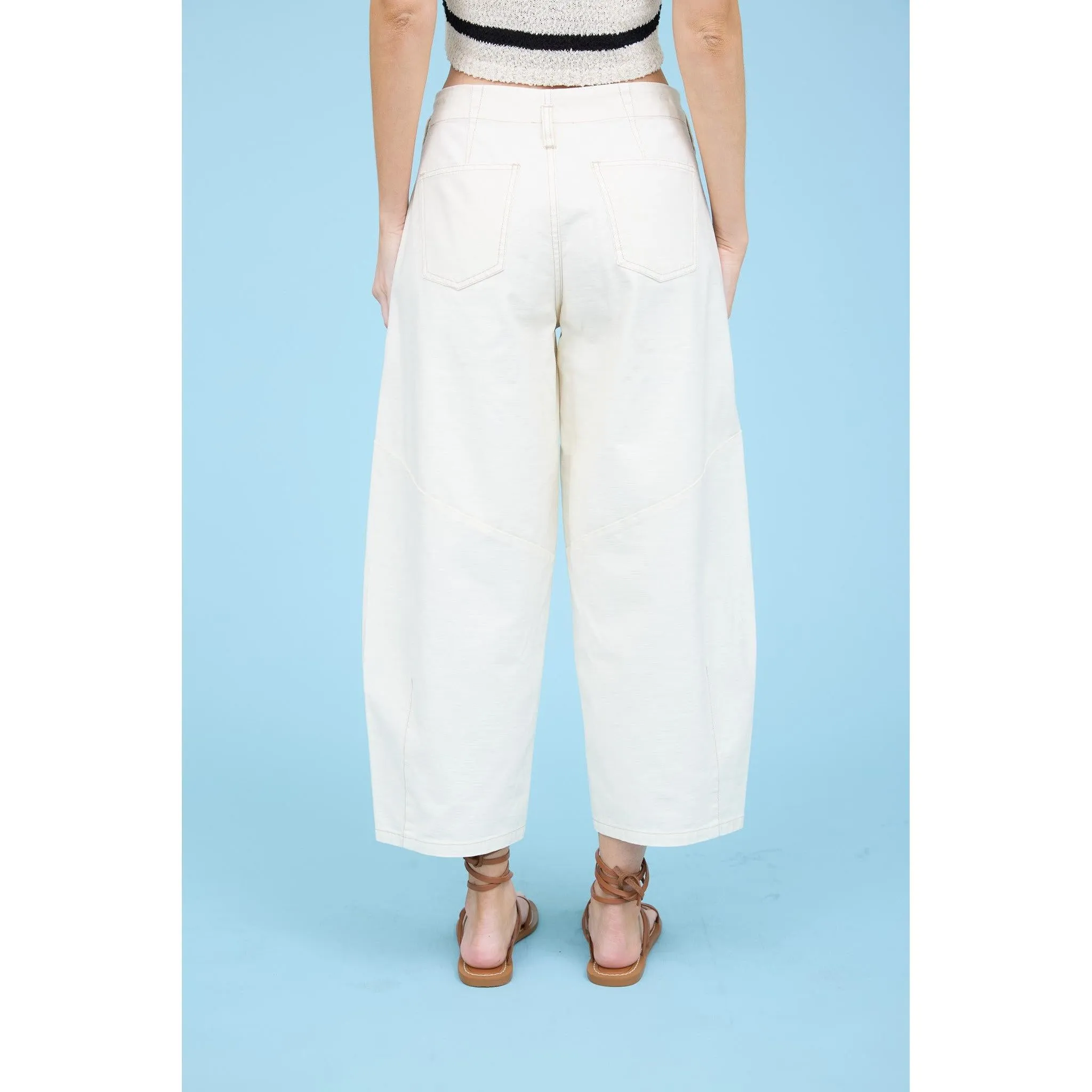 Wide Leg Barrel Jeans || Ecru