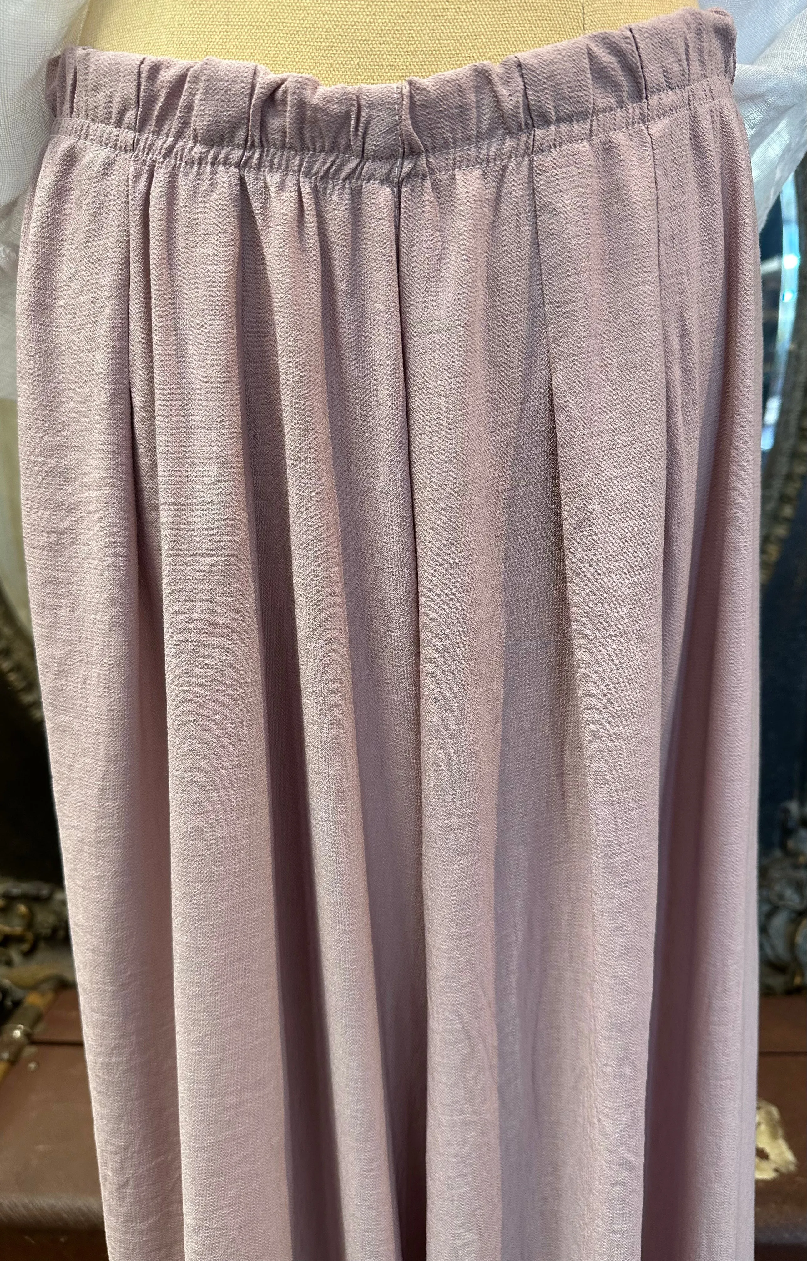 Wide leg pants