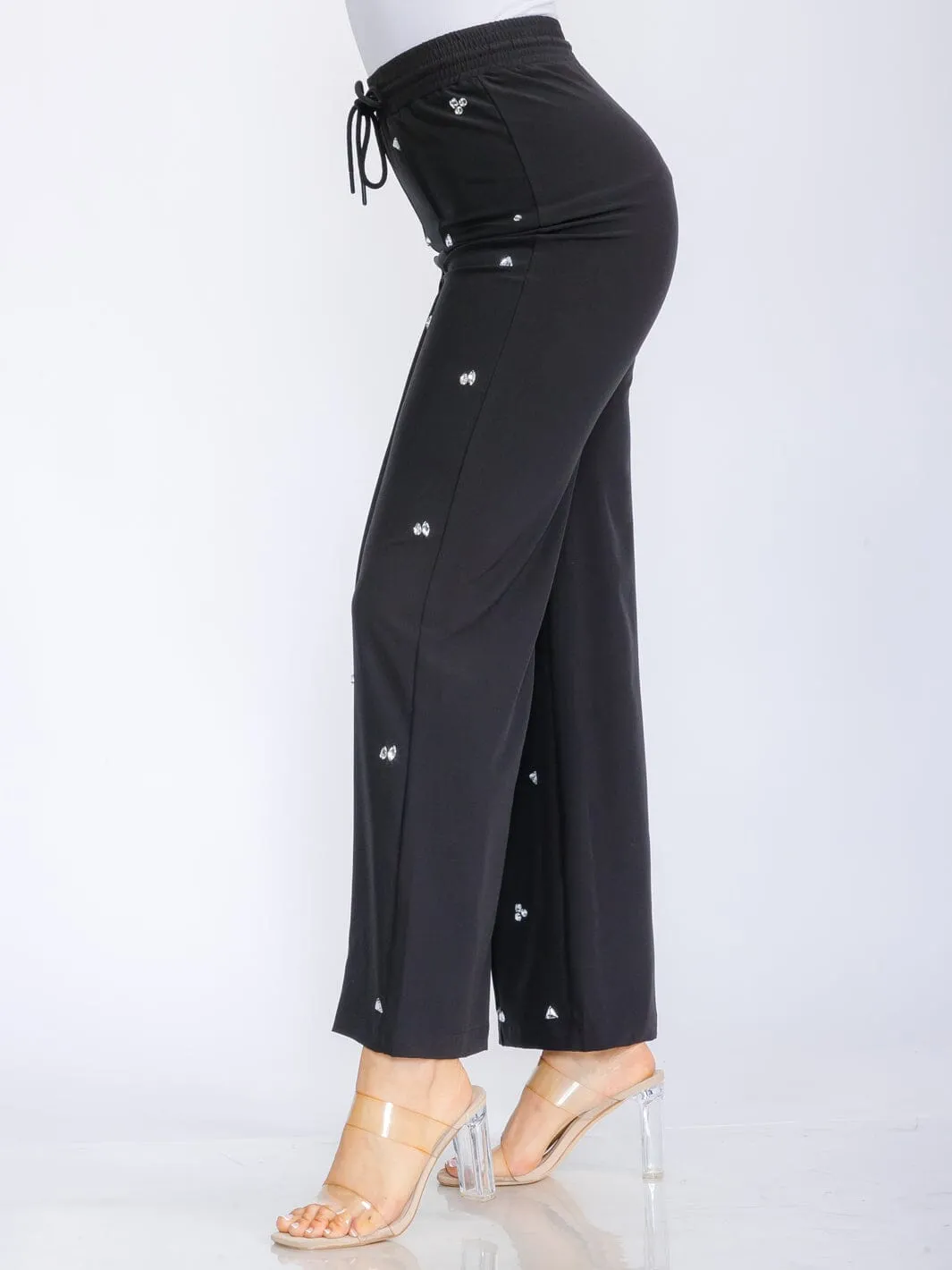 WOMEN'S ELASTIC WAIST SELF TIE STUDS DETAILED WIDE LEG PANTS