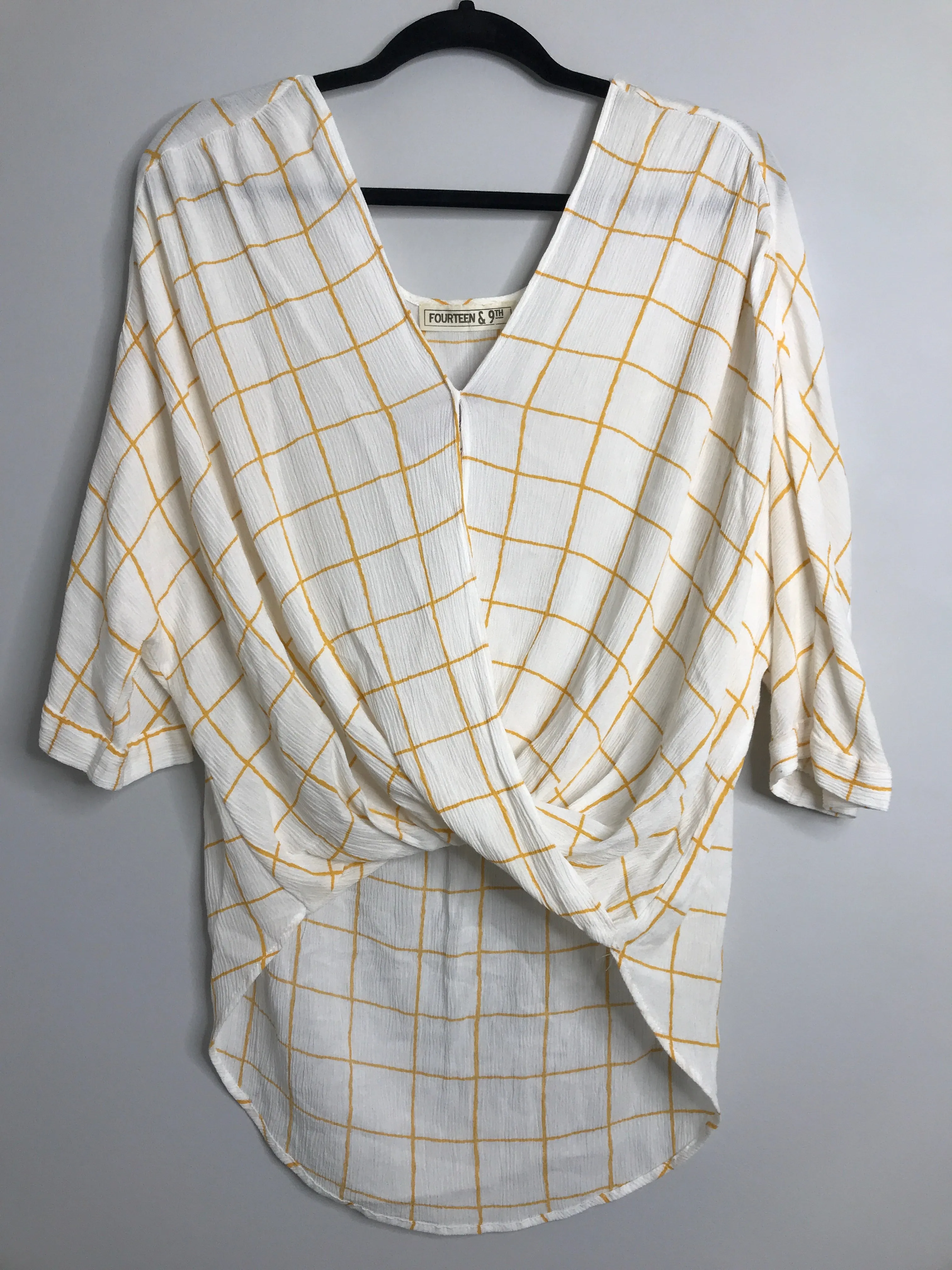 Womens Size Lg Misses White Fourteen & 9th Tops