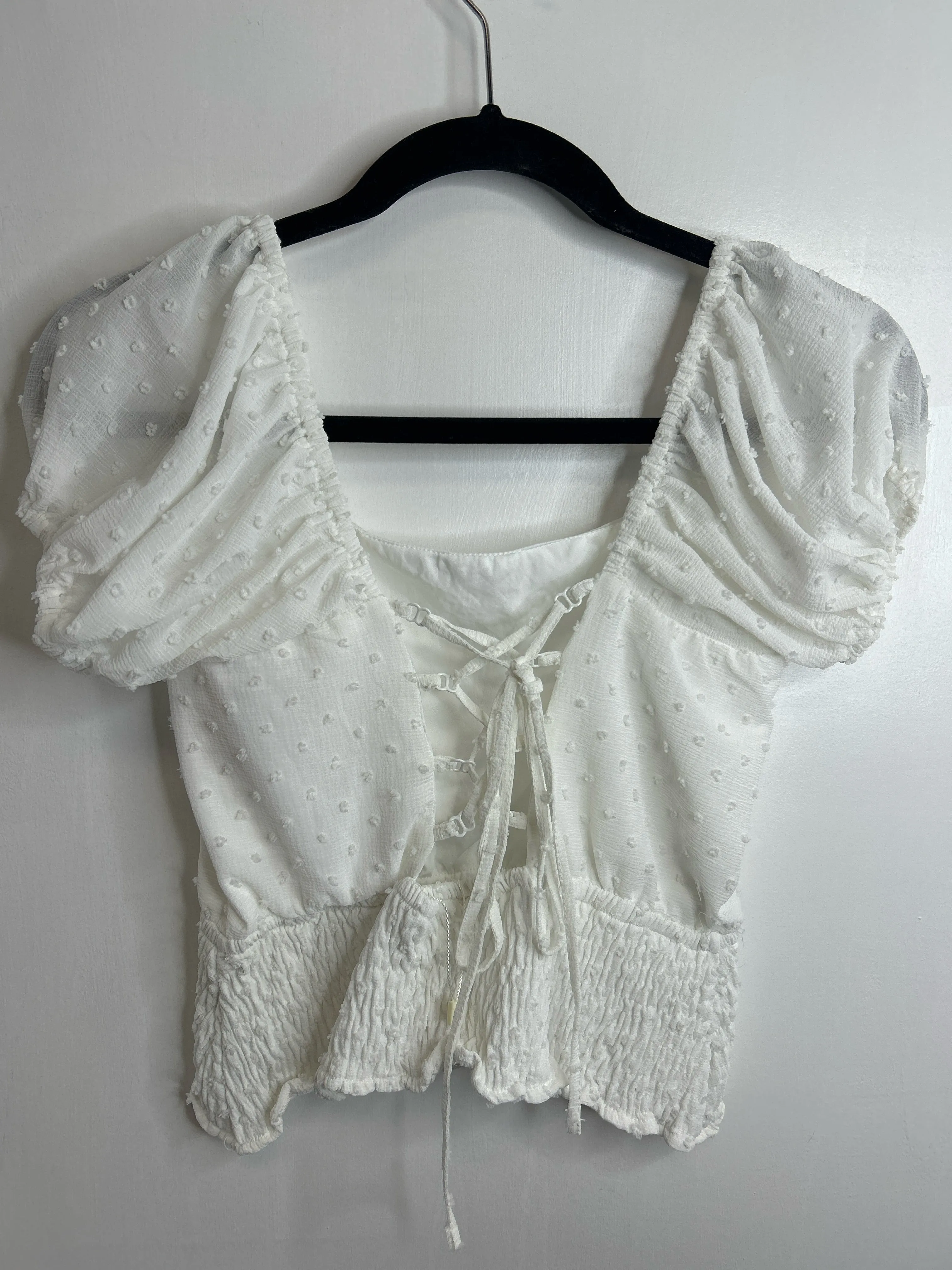 Womens Size Med Misses White Sim & Sam Tops