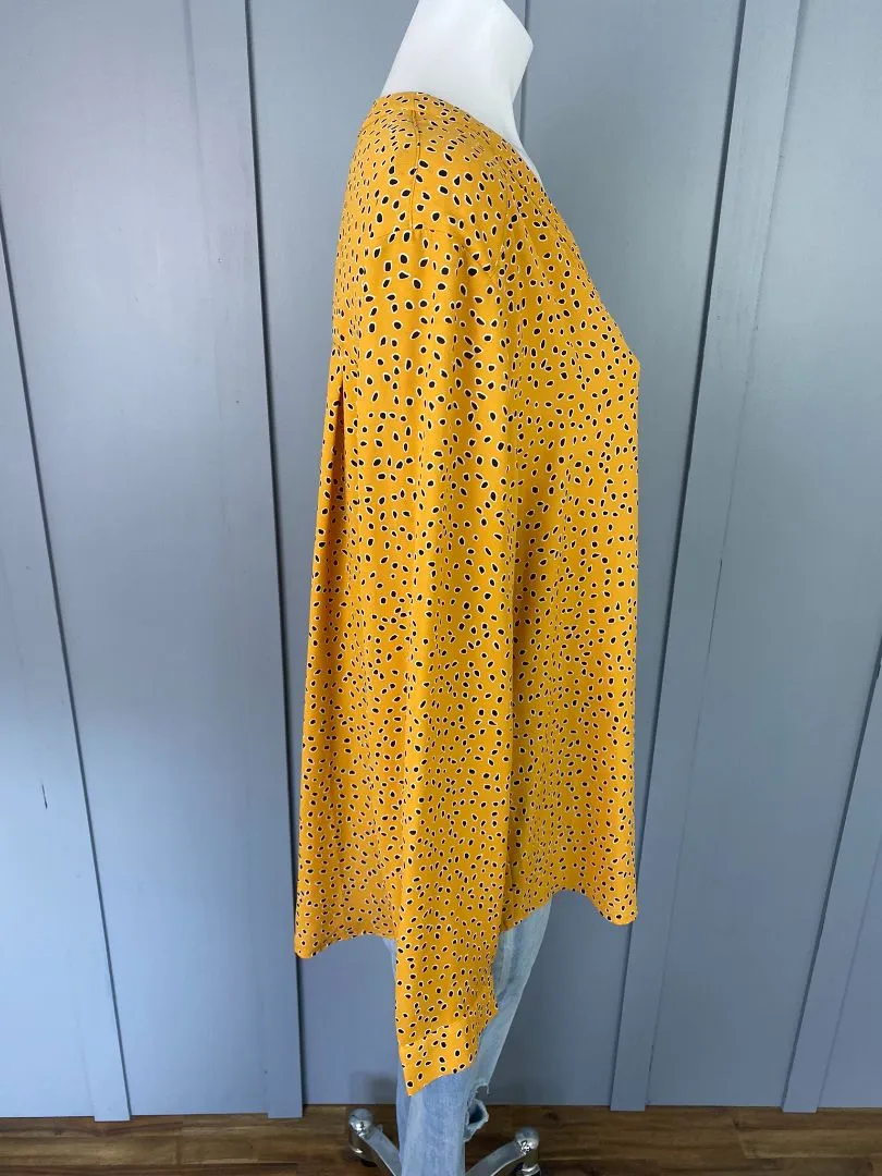 Yellow & Black Jacqui E Tops, 20